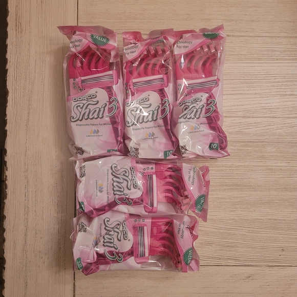 5 NEW packs of DORCO Shai 3 razors - Picture 1 of 3